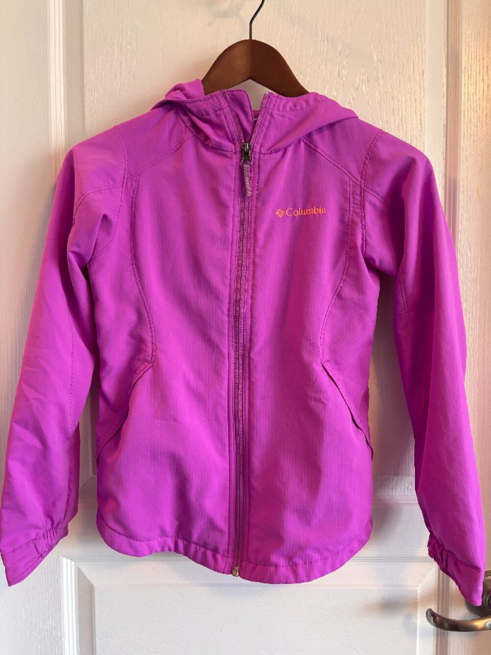 Columbia Girls Hooded Lightweight Jacket – Pink/Purple – Size 10/12 Medium